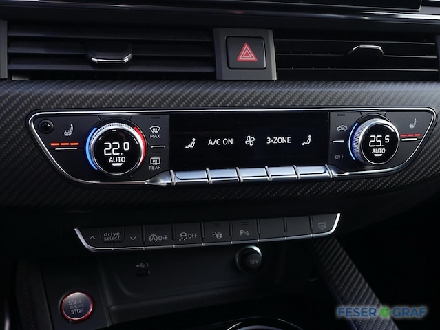 Audi RS4 Avant Quattro