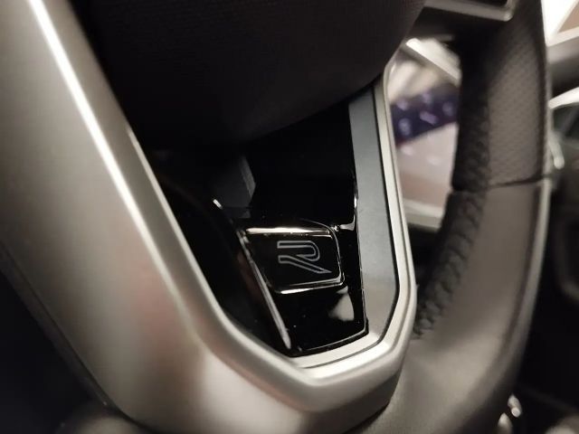 Volkswagen Tiguan 4Motion DSG R-Line