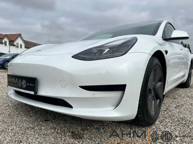 Tesla Model 3 RWD Standard Range