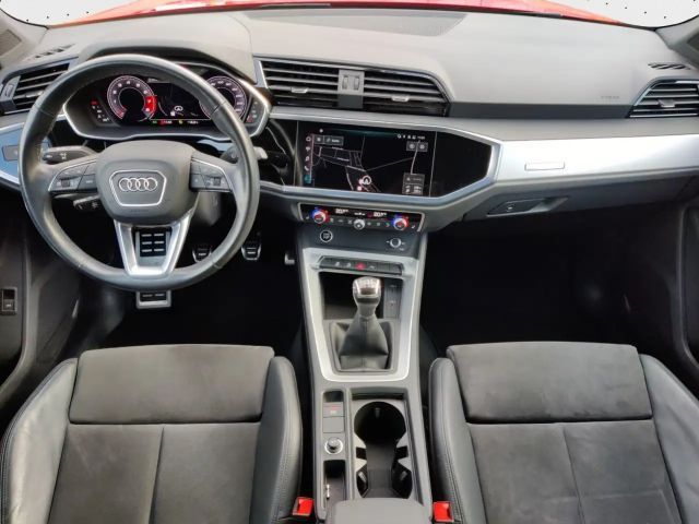 Audi Q3 35 TFSI S-Line