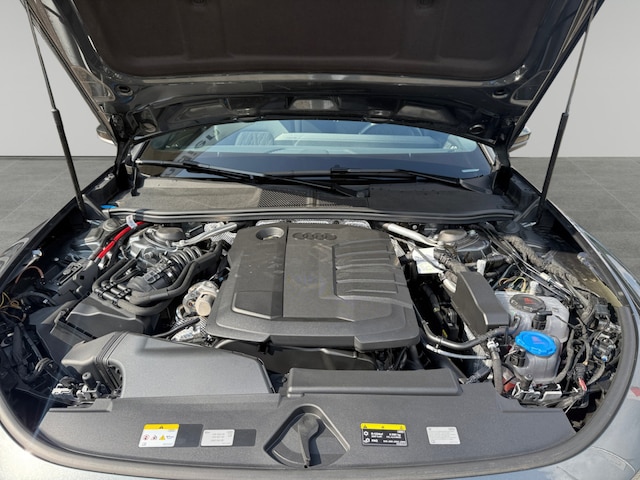 Audi A6 Avant Quattro S-Tronic