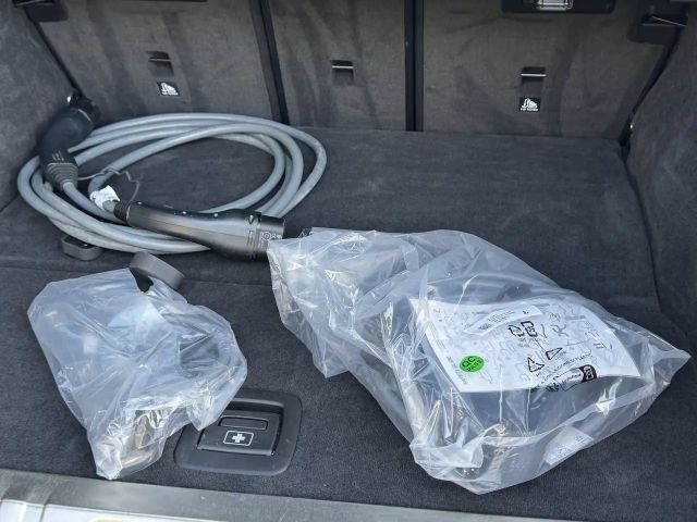 BMW 330 330e M-Sport Touring xDrive