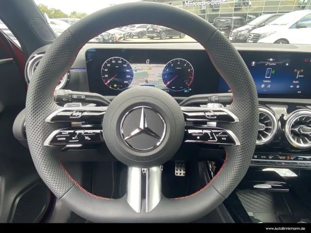 Mercedes-Benz A 180 AMG Line