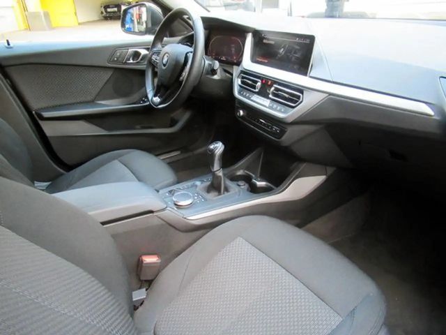 BMW 118 118i Advantage pakket Sedan