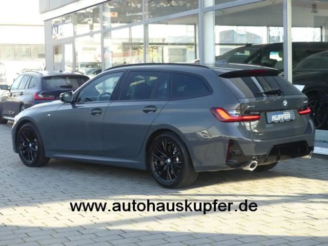 BMW 330 330d Touring xDrive