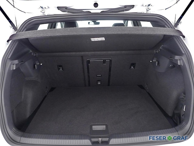 Volkswagen Golf 1.5 eTSI DSG