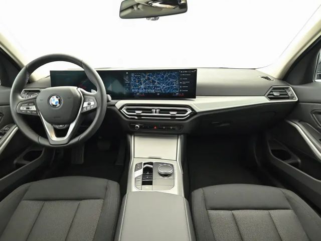 BMW 318 318d Sedan