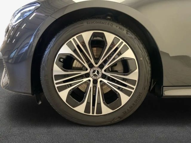 Mercedes-Benz E 200 E-Klasse