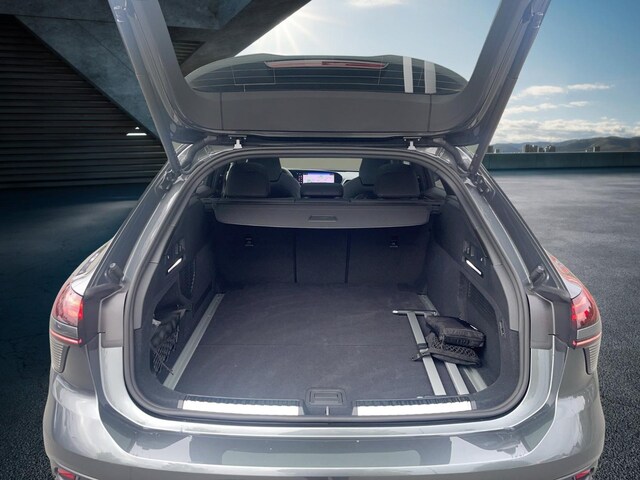 Audi A6 Avant Quattro S-Tronic