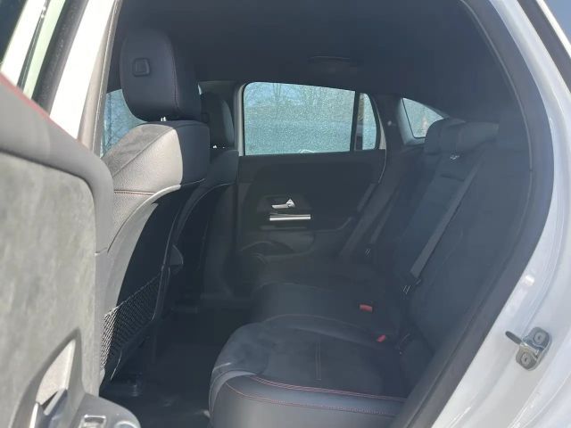 Mercedes-Benz EQA 350 4MATIC AMG Line