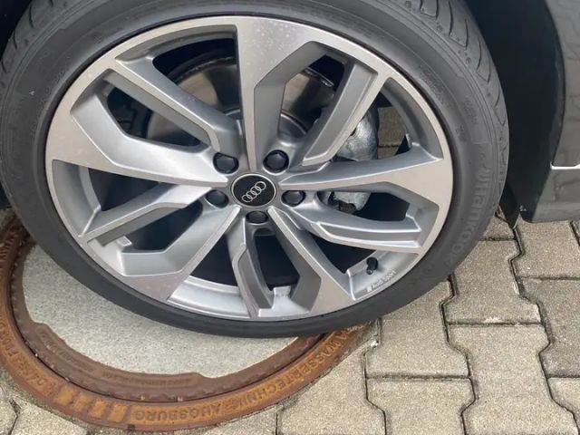 Audi Q2 35 TFSI S-Line