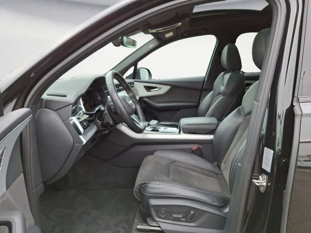 Audi Q7 55 TFSI Hybride Quattro S-Line