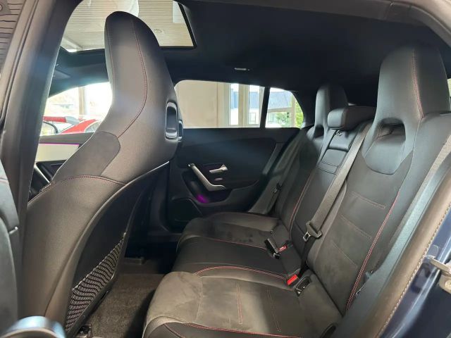 Mercedes-Benz CLA 200 AMG Line CLA 200 d