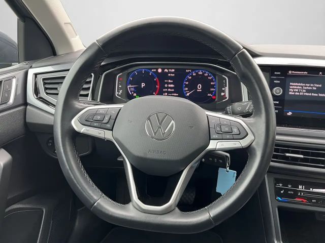 Volkswagen Polo 1.0 TSI DSG Style