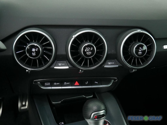 Audi TTS Coupé Quattro S-Tronic