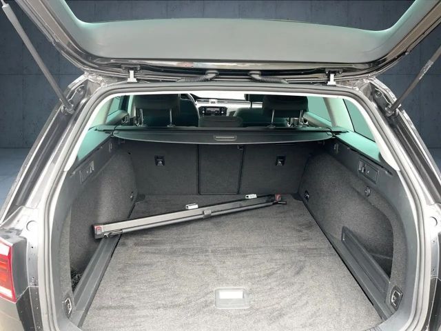 Volkswagen Passat 2.0 TSI Business DSG Variant