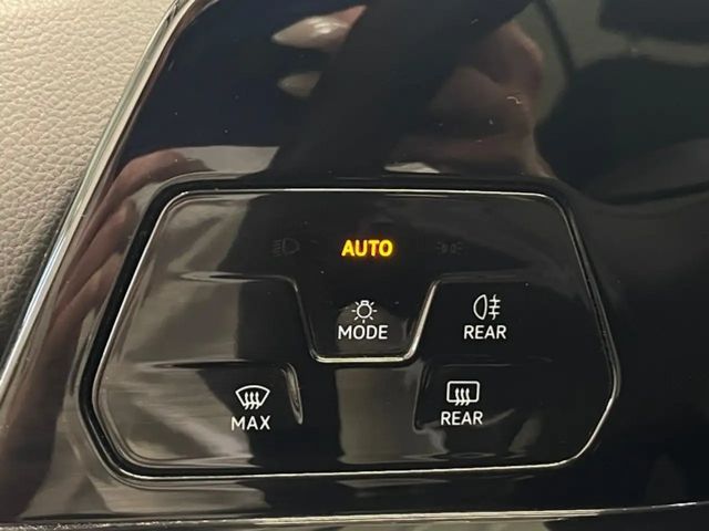 Volkswagen Golf 1.5 TSI Golf VIII Life