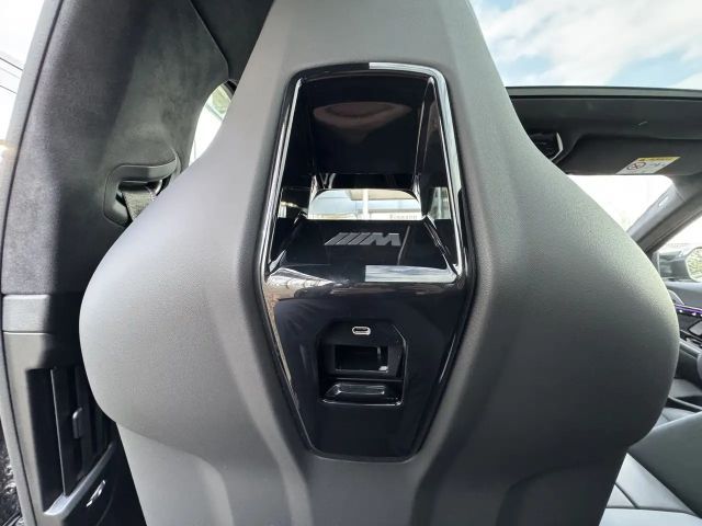 BMW M5 Touring Keramik PANO B&W M-Drivers-P AHK 0,5%