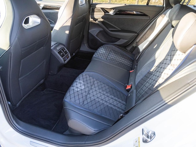 Volkswagen Passat 2.0 TDI DSG Variant