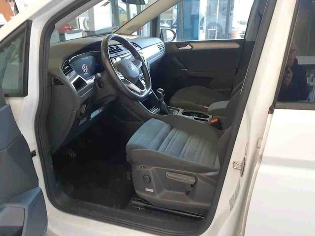 Volkswagen Touran *AHK*NAVI*SHZ*DCC*ACC*PDC*SIDE ASSIST*