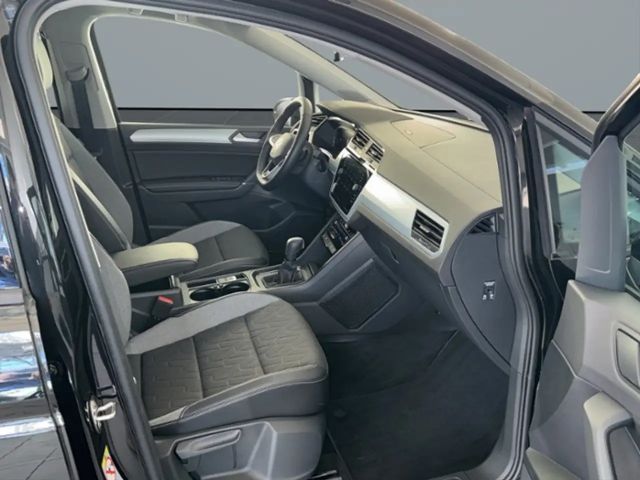 Volkswagen Touran IQ.Drive Pro R-Line