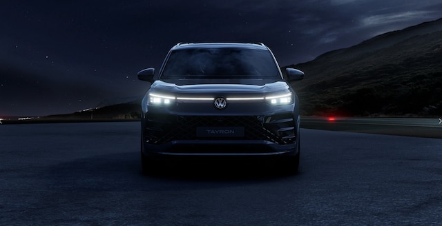 Volkswagen Tayron Tayron 2.0 TDI DSG 4M R-Line MATRIX STANDHZG PA...