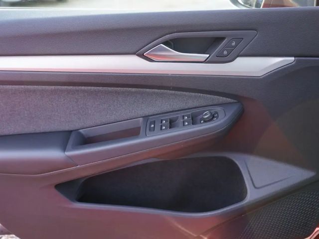 Volkswagen Golf 1.0 TSI Golf VIII Move