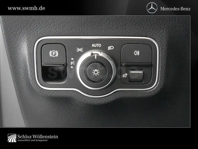 Mercedes-Benz B 180 Progressive