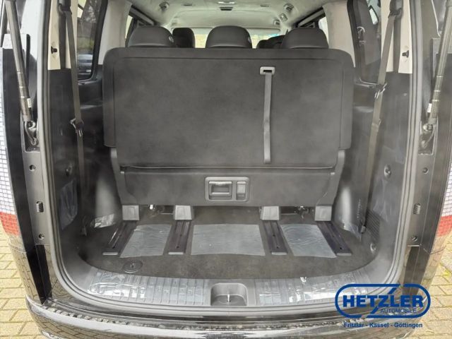 Hyundai Staria Signature