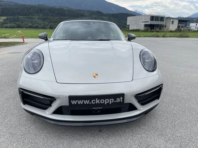 Porsche 911 4 Cabrio Carrera GTS