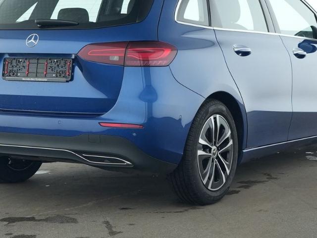 Mercedes-Benz B 200 Progressive Sedan