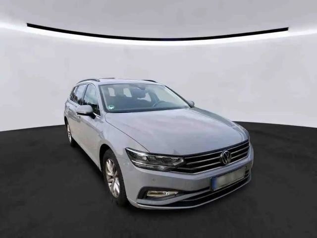 Volkswagen Passat 1.5 TSI Business Variant
