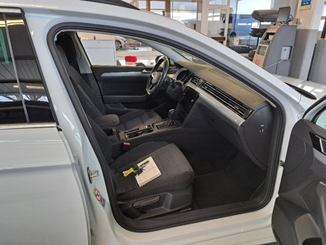 Volkswagen Passat 1.5 TSI Business DSG Variant