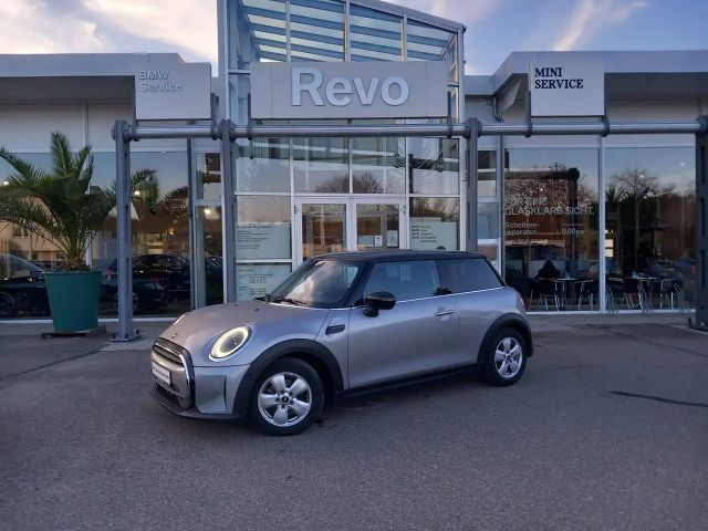 MINI Cooper Essential Trim Navi Connect Tempo DriveAss SHZ