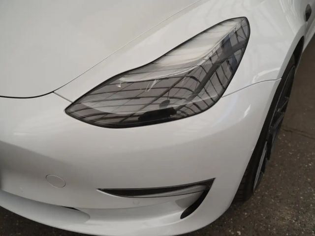Tesla Model 3 AWD Long Range