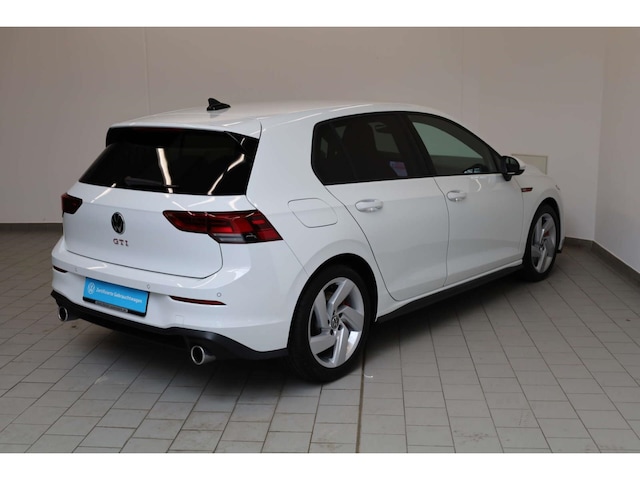 Volkswagen Golf 2.0 TSI