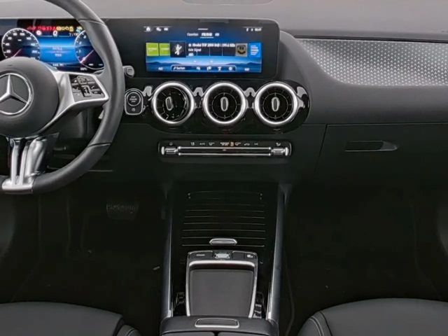 Mercedes-Benz B 200 Progressive