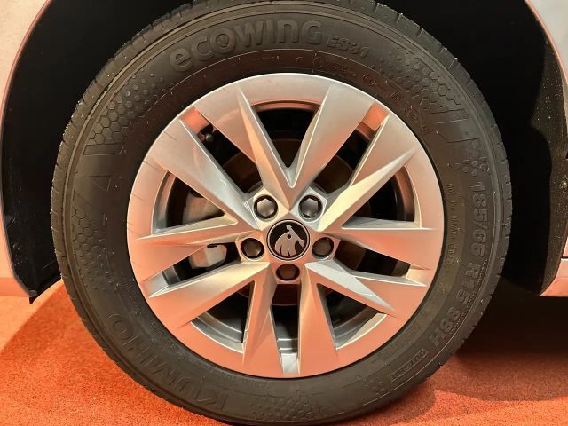 Skoda Fabia Edition 130*LED*SHZ*SmartLink*Rückfahrkamera*