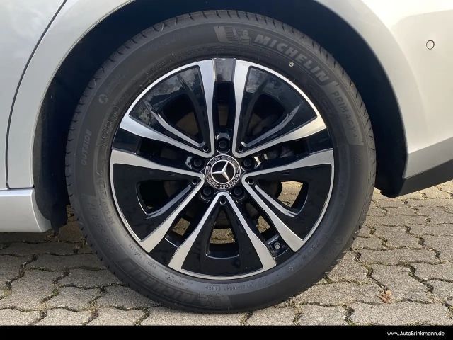 Mercedes-Benz B 200 B 200 d