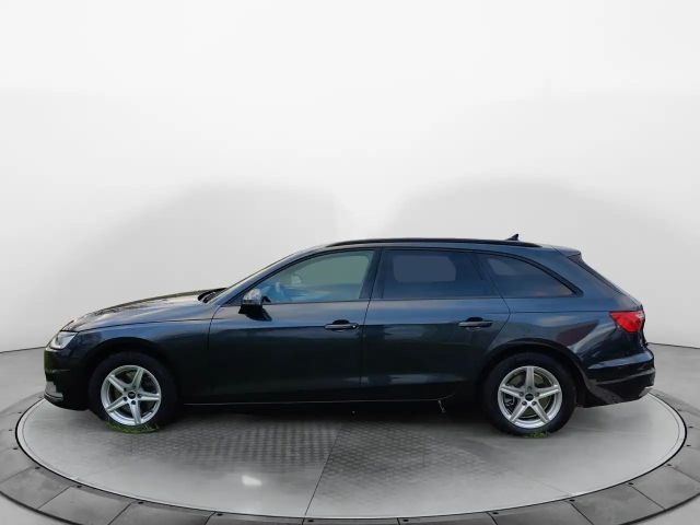 Audi A4 35 TFSI Ambiente S-Tronic