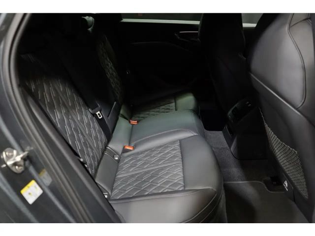 Audi S5 Avant Quattro