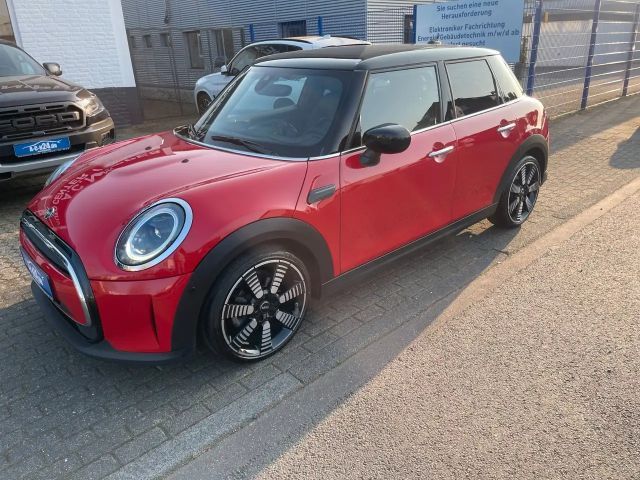MINI Cooper Yours Trim Pano Kamera LED Navi Head-Up