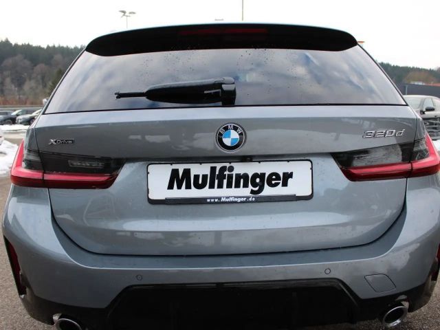 BMW 320 320d M-Sport Touring xDrive