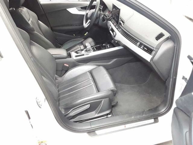 Audi A4 40 TDI Avant S-Line S-Tronic