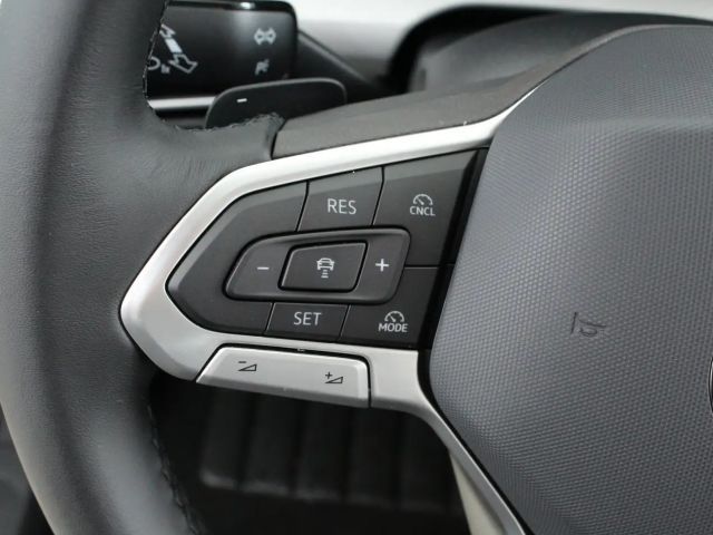 Volkswagen Golf DSG Life Variant