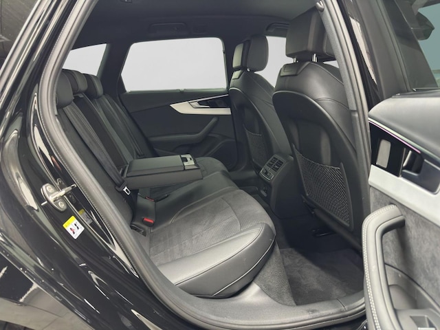 Audi A4 40 TFSI Avant Quattro S-Line S-Tronic