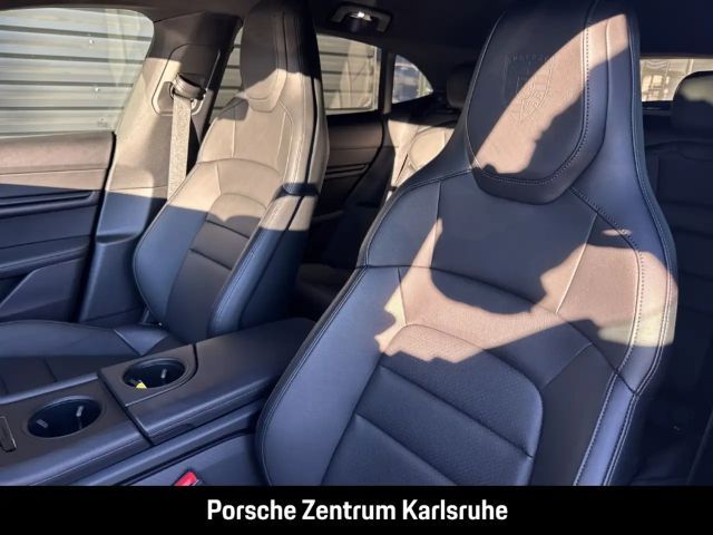 Porsche Taycan 4 Cross Turismo
