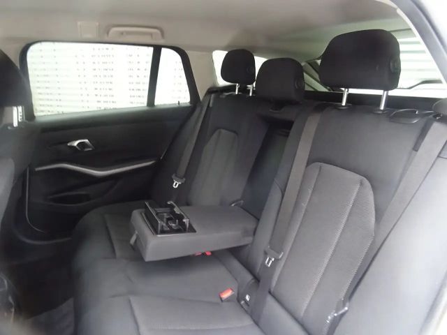 BMW 318 318i Touring