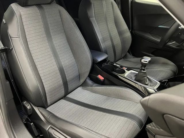 Peugeot 2008 PureTe.130S&SAllure*Winterräder*Rückfahrkamera ...