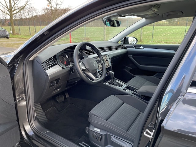 Volkswagen Passat 2.0 TDI Business DSG Variant